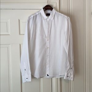 White Untuckit Linen Shirt - Size Large